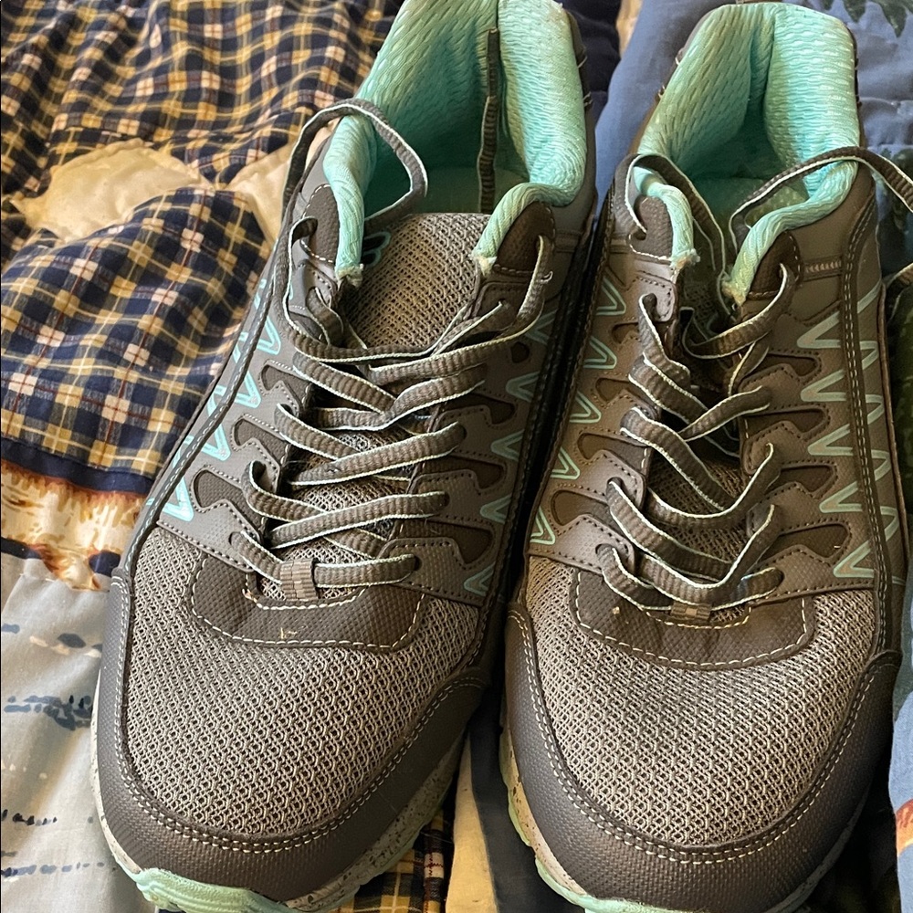 Fila Gray and Mint Green Women's Sneakers